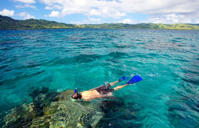 Fiji snorkeling tours