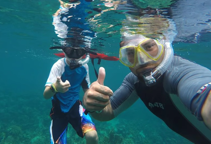 roatan snorkeling spots