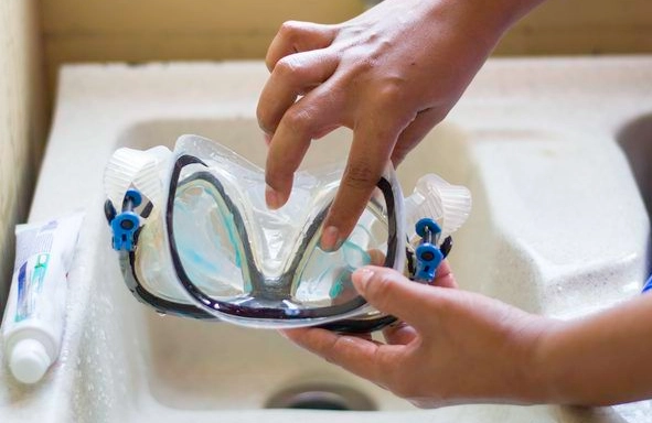 snorkel gear maintenance