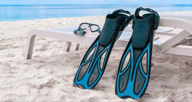 how to size snorkeling fins