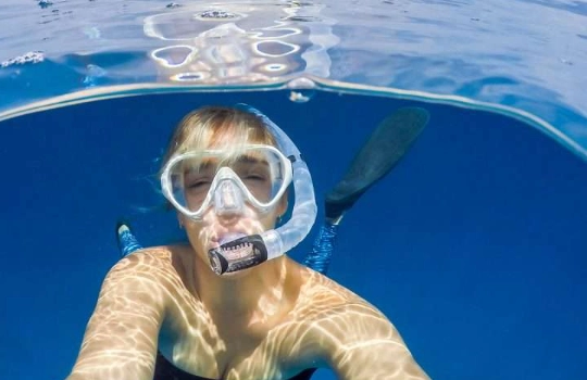 snorkeling gear snorkeling gear