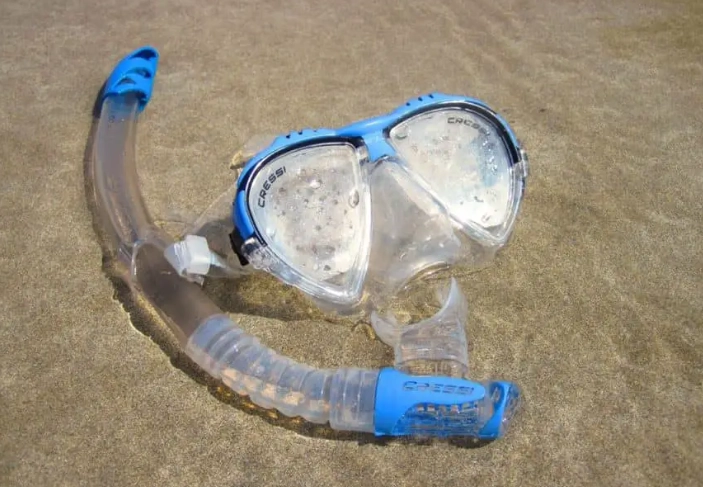 scuba mask cleaning scuba mask cleaning