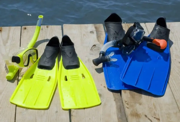 compact snorkeling fins compact snorkeling fins