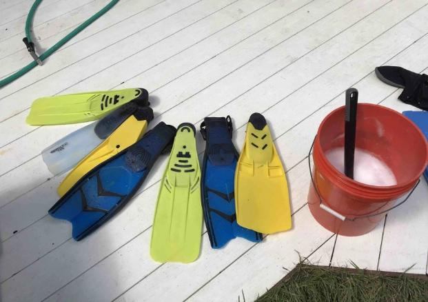 snorkel cleaning