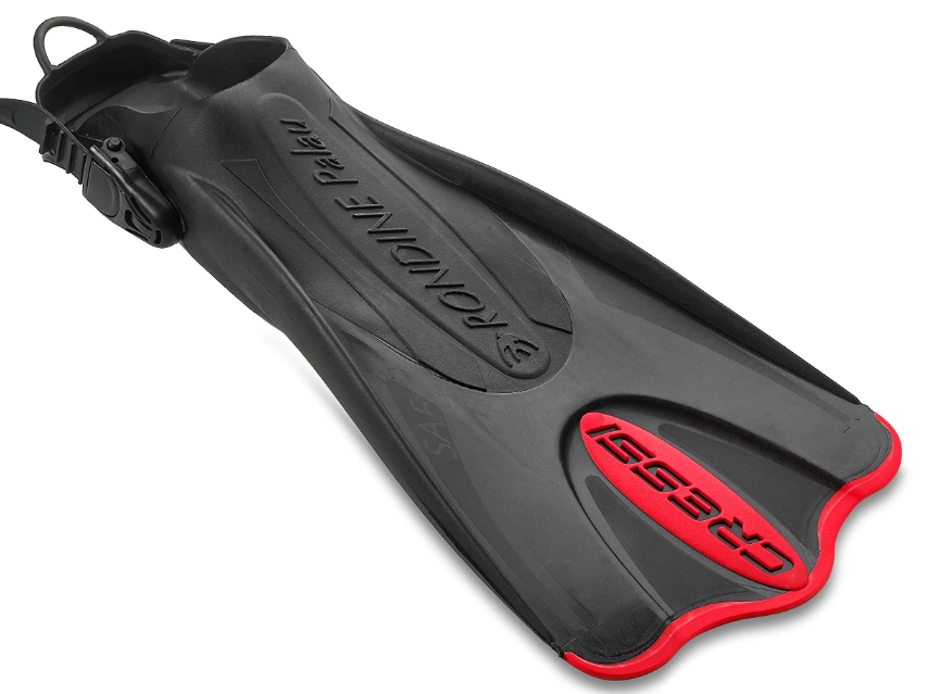 snorkeling fins for wide feet