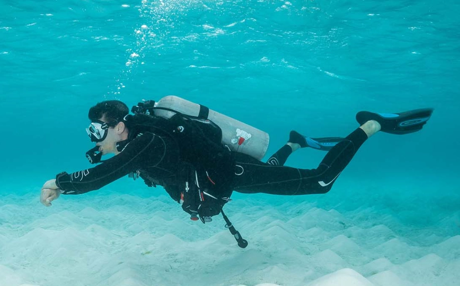 best snorkeling gear brands best snorkeling gear brands