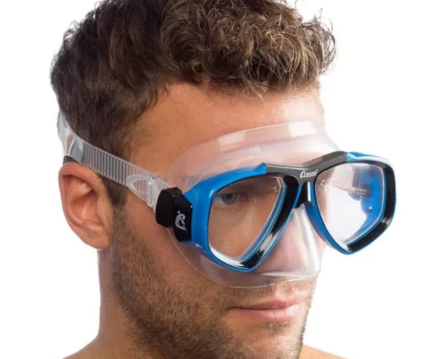 How to see underwater if you wear glasses?